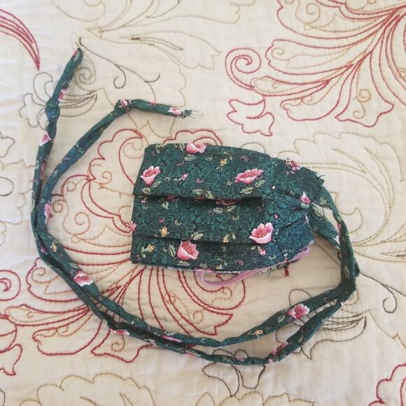 Kid Size Mask w/ Silver/Copper Filters-Flowers - Picture 7 of 8